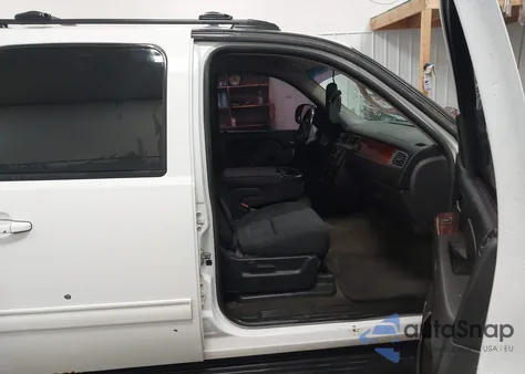 2010 Chevrolet Avalanche 1500 Lt1 z USA, uszkodzony, nr VIN 3GNVKFE00AG220397